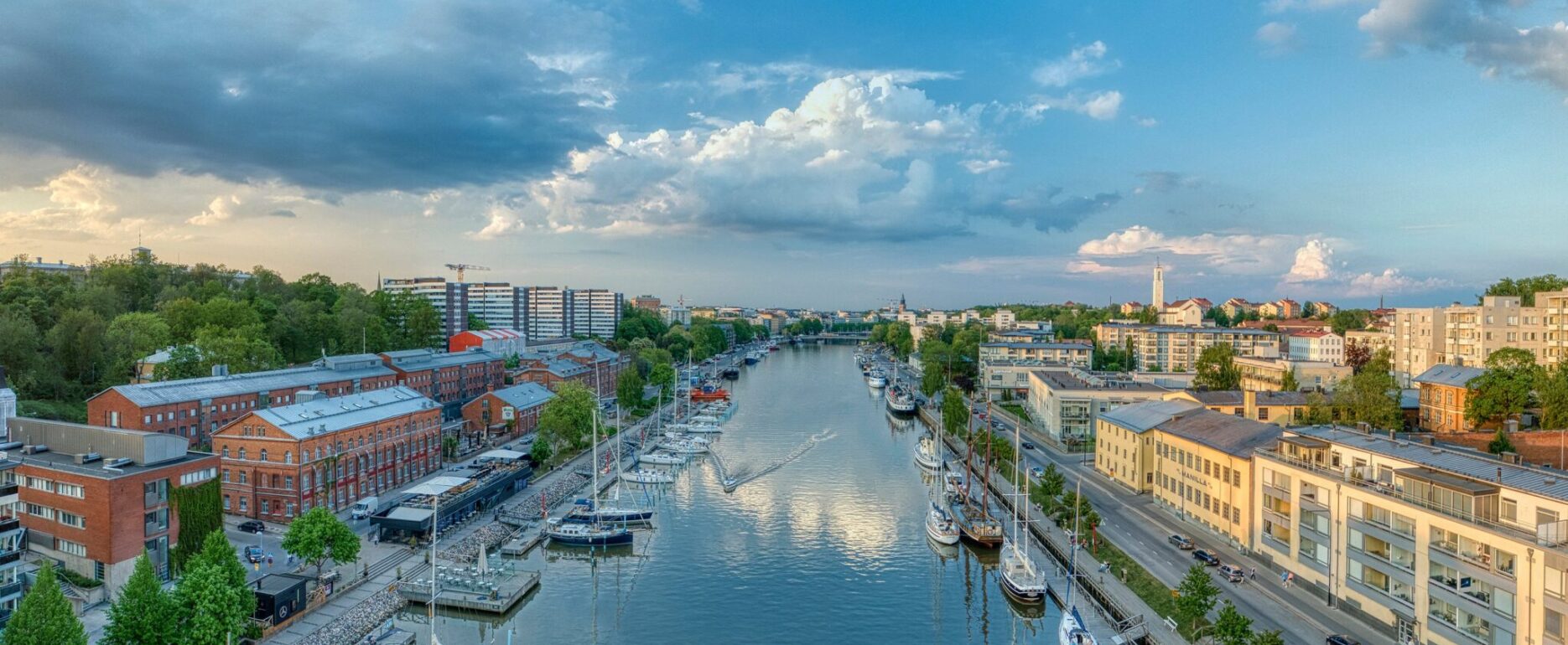 Valokuva Turun Aurajoesta